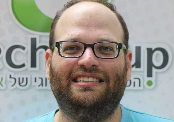 יניב אליאש, מנהל ה-NOC באואזיס טכנולוגיות תקשורת