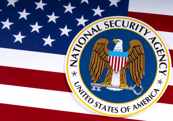 עוד סכסוך בין מיקרוסופט ל-AWS - הפעם בעקבות מכרז של ה-NSA. מקור: BigStock
