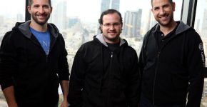 אמיר אליחי, יוני יוטסון ואלכס דיזינגוף, ממייסדי קארביין. צילום: אבישי פינקלשטיין